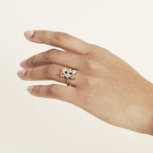 Six-Diamonds-Cocktail-RIng-Cox-and-Power-Jewellers